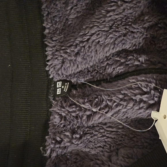 NEW. UNIQLO MEN'S SWEATPANTS. SIZE MEDIUM. COLOR BLACK - Picture 6 of 13